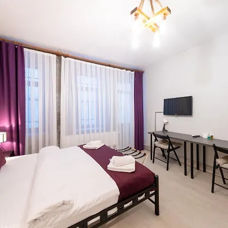Otel Frame & Suites
