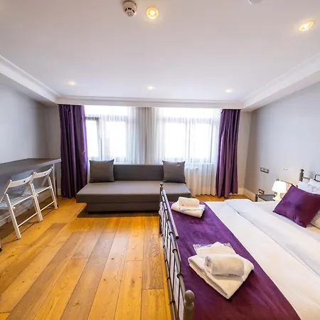 Otel Frame & Suites