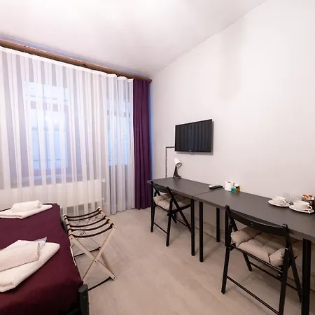 Frame & Suites فندق