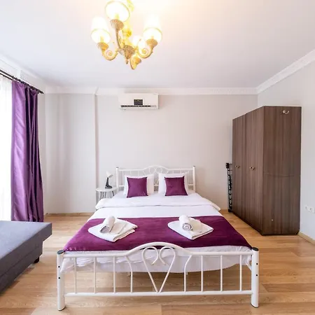 Frame & Suites *